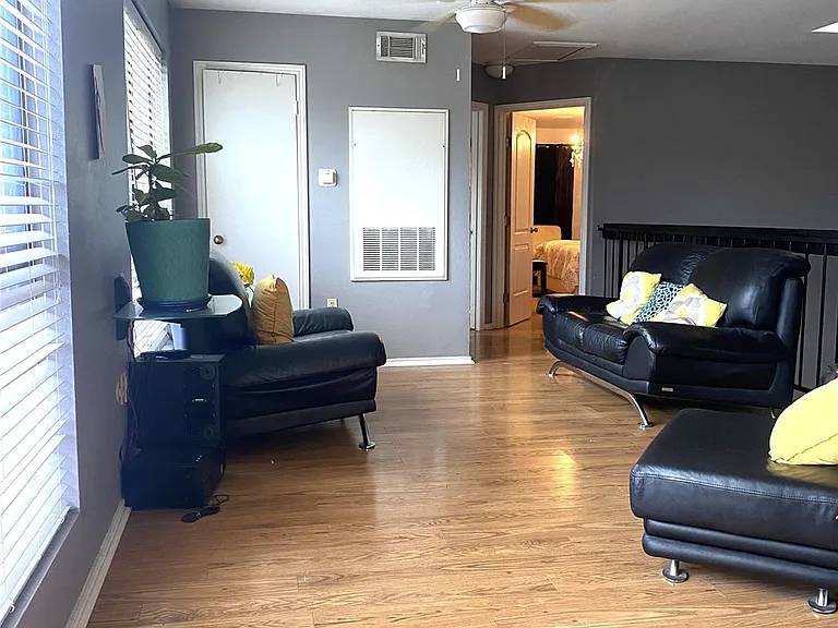 70 Evanston St #1 — Photo 8