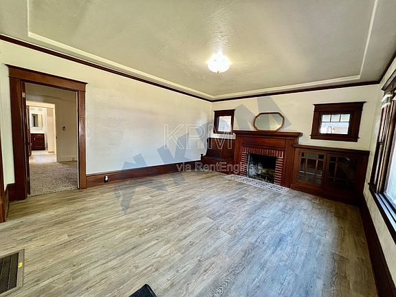 4th image of 1234 W Harding Way
