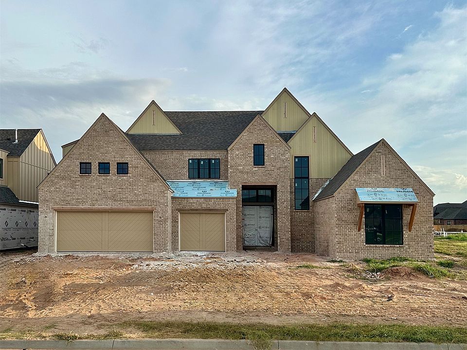 1st image of 2718 W South Park Pl S