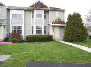 322 Kent Ln, Perkasie, PA 18944