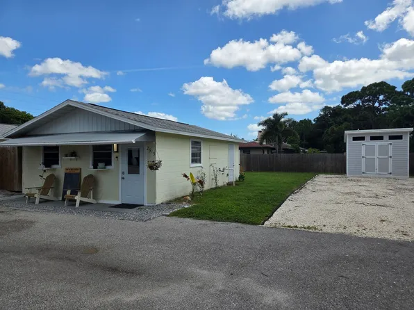 2915 36th Ave W, Bradenton, FL 34205