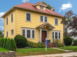 253 Corey St, West Roxbury, MA 02132
