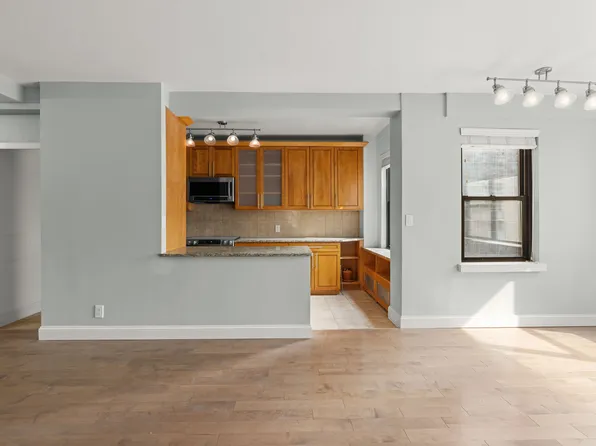 2 Tudor City Place image 1 of 16