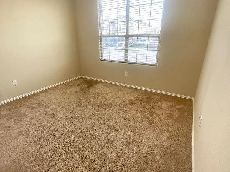 6608 Vanguard Rd — Photo 6