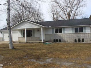 7444 Harmony Dr, Fair Haven, MI