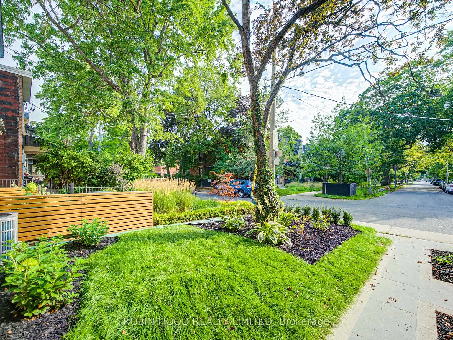4 bed, $7,380 — Photo 2