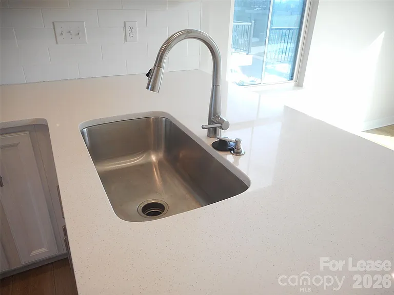 3121 Coquina Ln — Photo 7