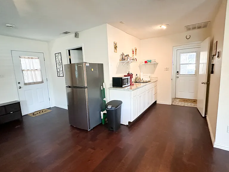 3000 Keller Hicks Rd #2 — Photo 7