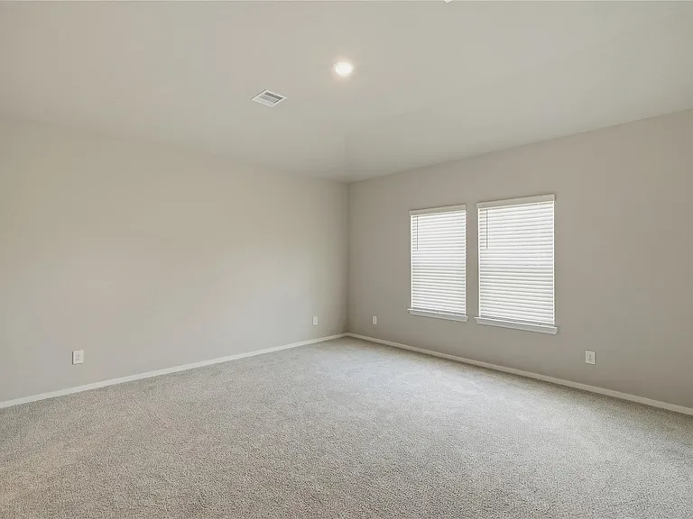 419 Gram Hill Dr — Photo 6