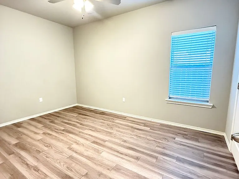 1217 Preston Trl — Photo 21