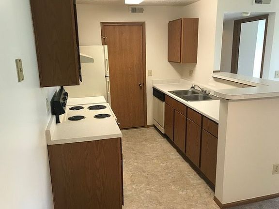 5th image of 5404 Winding Woods Blvd