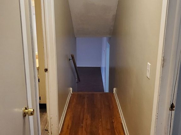 5th image of 1904 W 22nd St