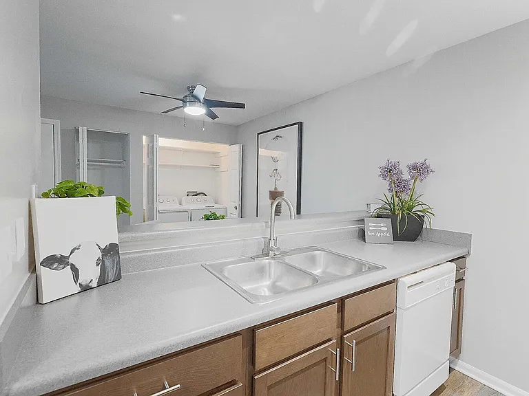 Compass Pointe — Photo 226