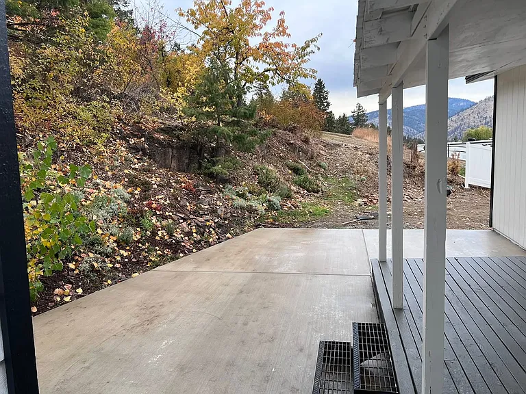9077 Deadman Hill Rd — Photo 15