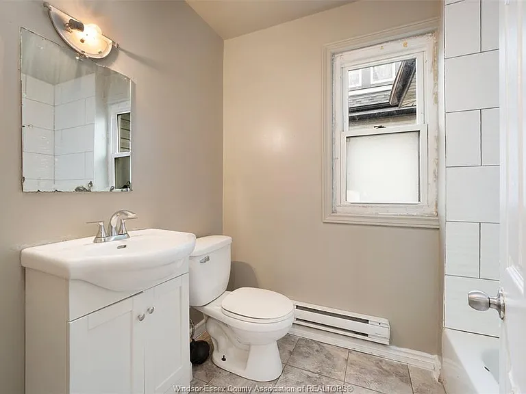 989 Lincoln Rd — Photo 12