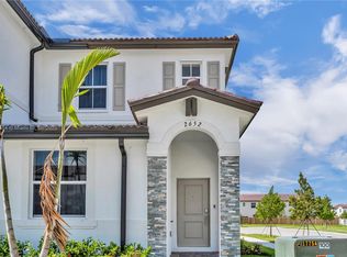 2652 SE 28th St, Homestead, FL 33035