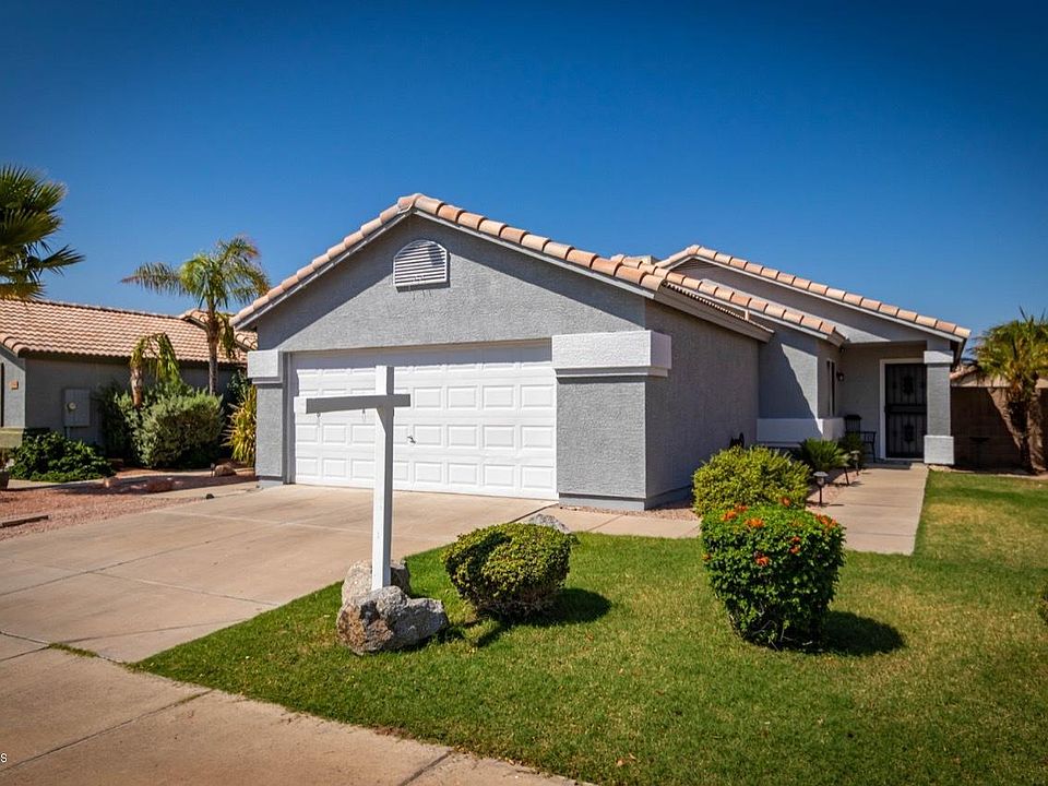 1st image of 3110 W Lone Cactus Dr