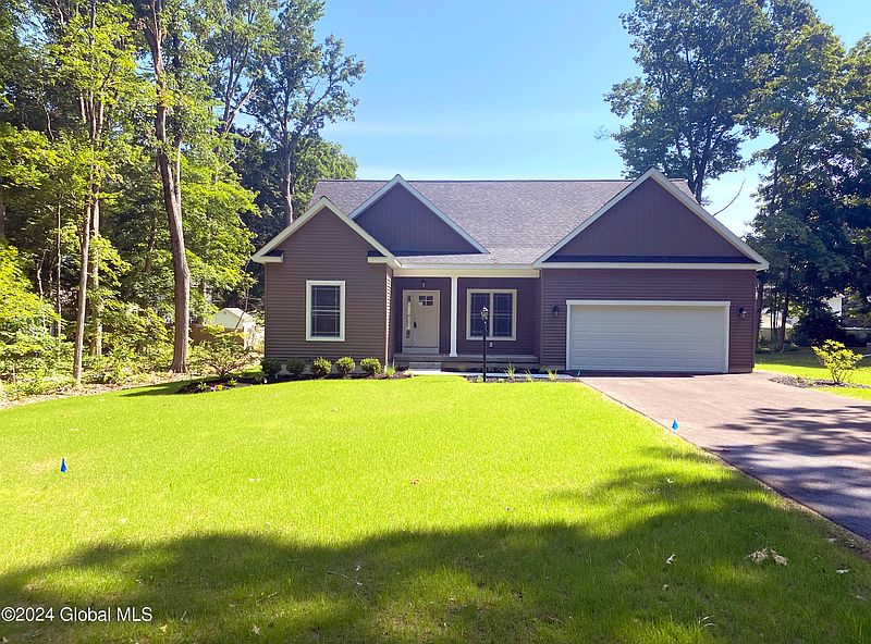 3rd image of 759 Carlton Road