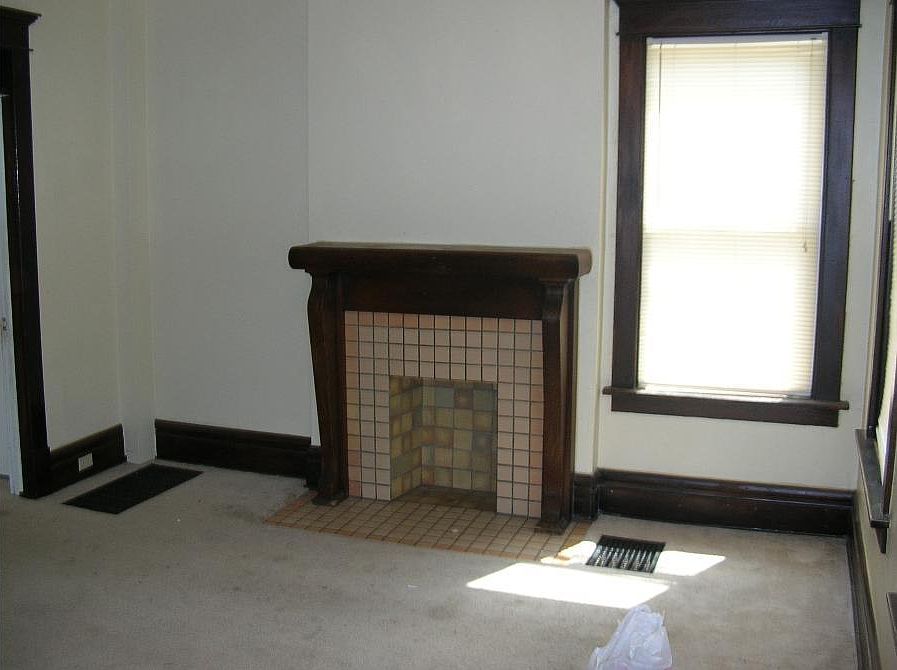 1st image of 1586 Indianola Ave