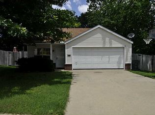 3188 W Woodridge Dr, Fayetteville, AR 72704