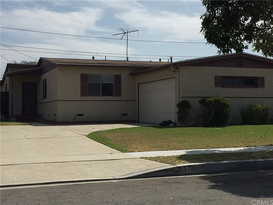 1st image of 23720 Cypress St