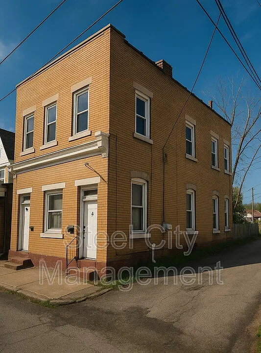 211 S 7th St #A