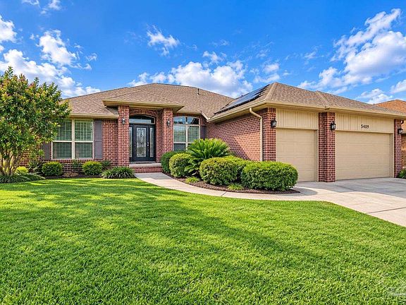2nd image of 5202 English Oak Dr