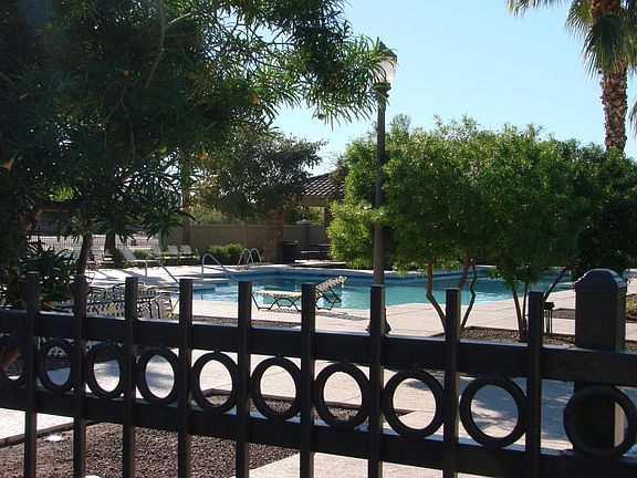 5th image of 1635 E Canyon Creek Dr