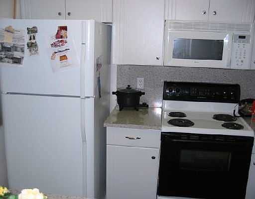 3rd image of 5028 Pine Abbey Dr S