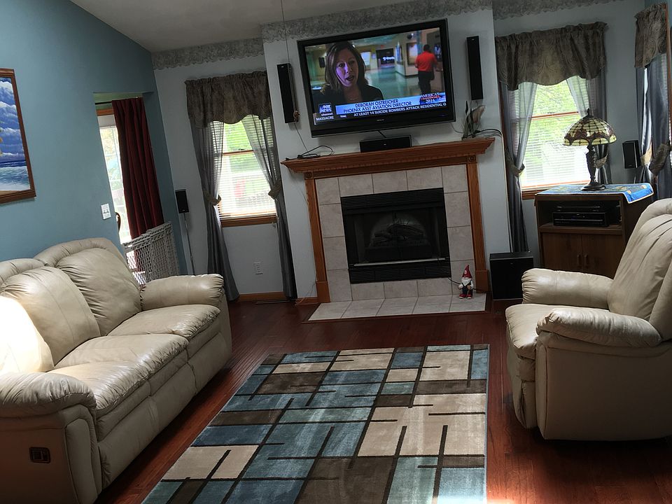 3058 N Silver Ridge Dr, Oregon, IL 61061 Zillow