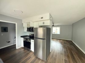 1-74 Halifax Dr