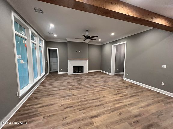 3rd image of 103 Eastwood Dr