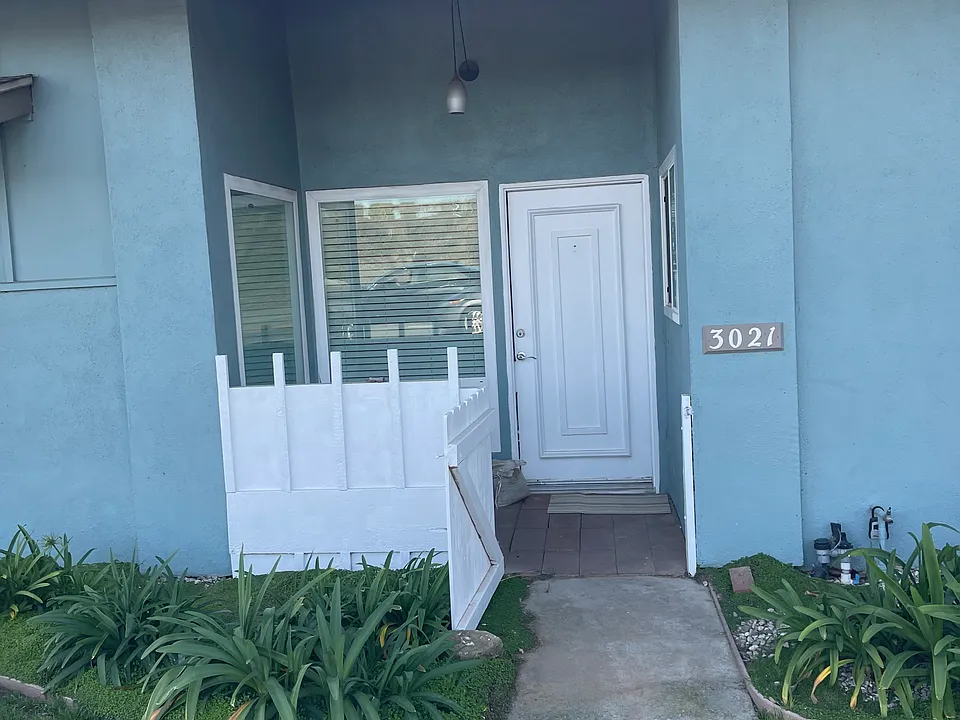 3021 E Harbor Blvd