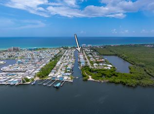 48 Aqua Ra Dr, Jensen Beach, FL 34957