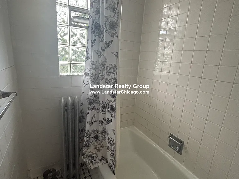916 Reba Pl #2N — Photo 11