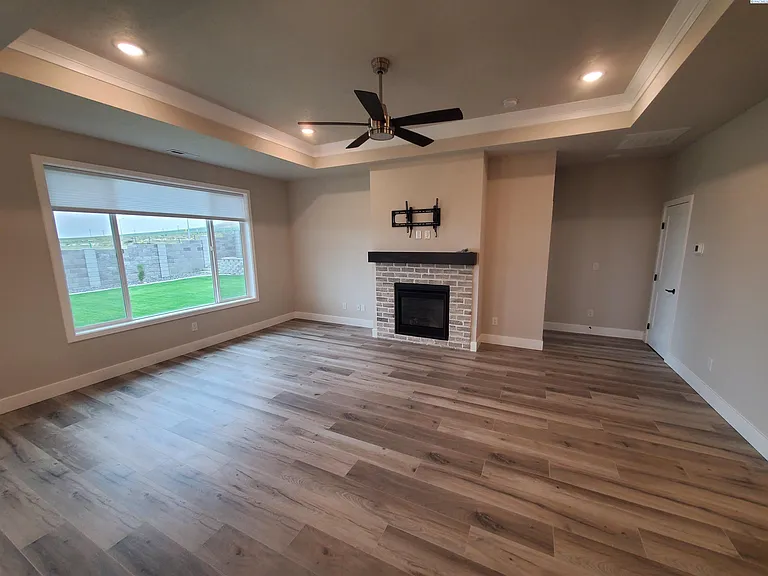 4130 N Clover Rd — Photo 20