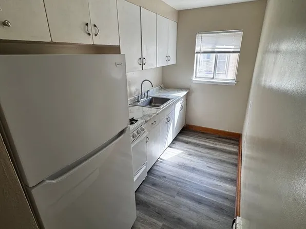 1885 7th St E, 1885 7th St E APT 10, Saint Paul, MN 55119