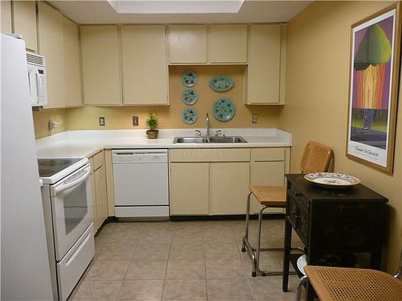 4th image of 4745 Gladeside Dr #2