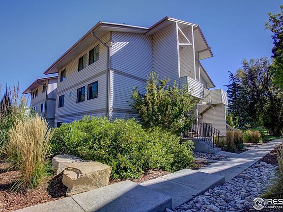 2nd image of 1705 Heatheridge Rd #M-204