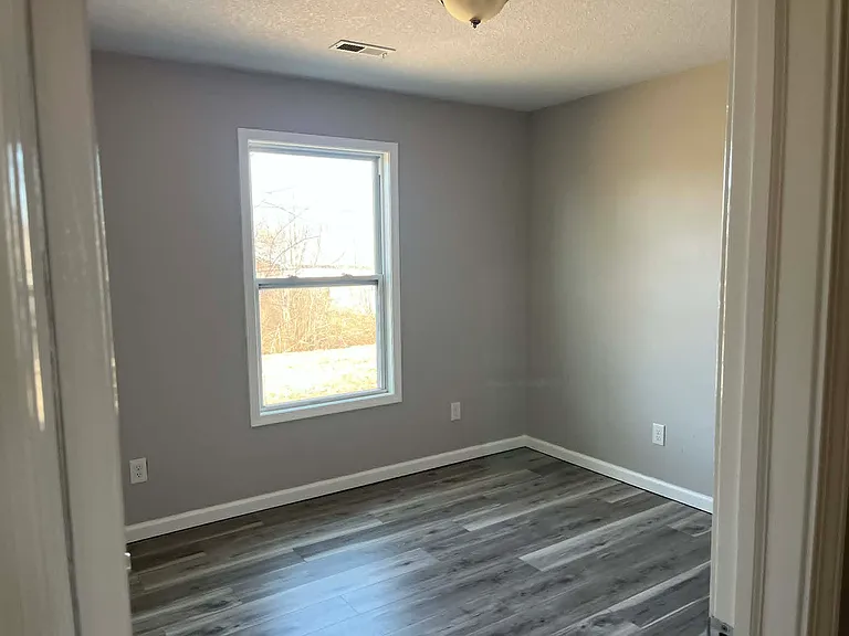 7037 SW Greenview Dr — Photo 9