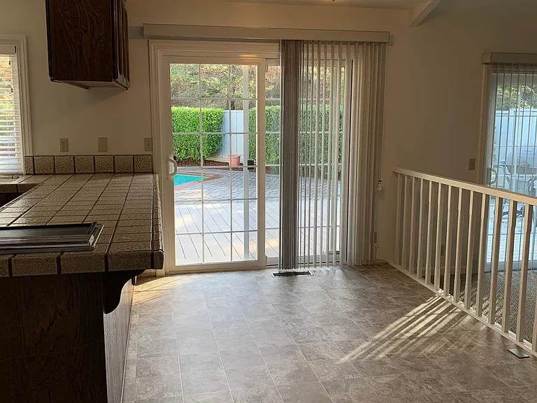 7088 Wooded Lake Dr — Photo 13