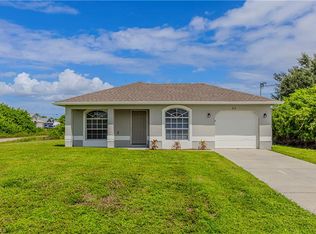 713 Cardinal ST E, LEHIGH ACRES, FL 33974