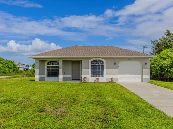 713 Cardinal ST E, LEHIGH ACRES, FL 33974