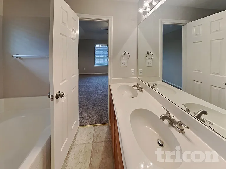117 Magnolia St — Photo 7