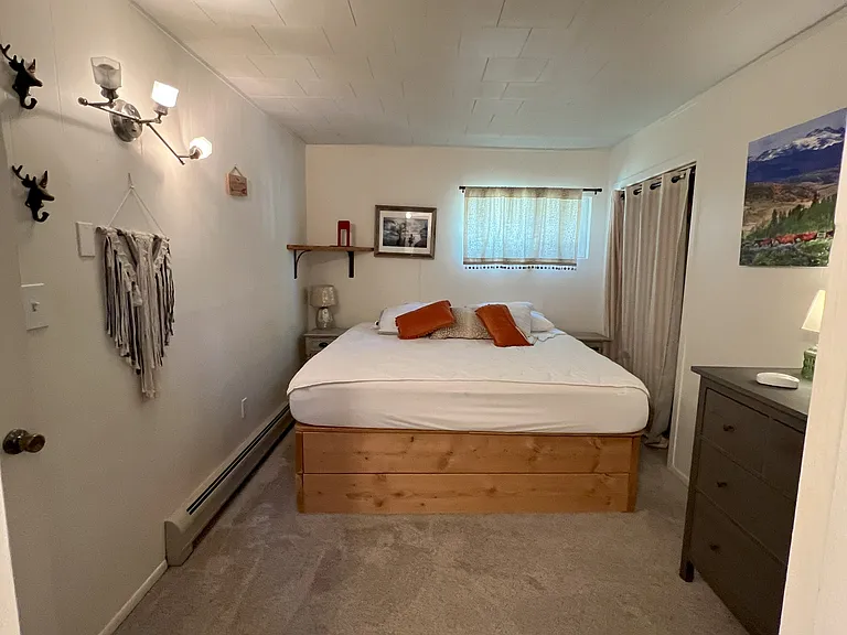 405 Nevava St #2 — Photo 16