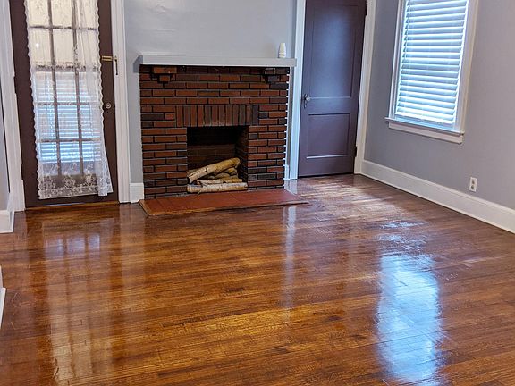 2nd image of 15 Hudson Ave Floor 2