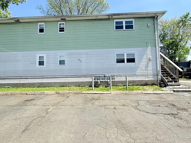 451 Main St #4A4 — Photo 12