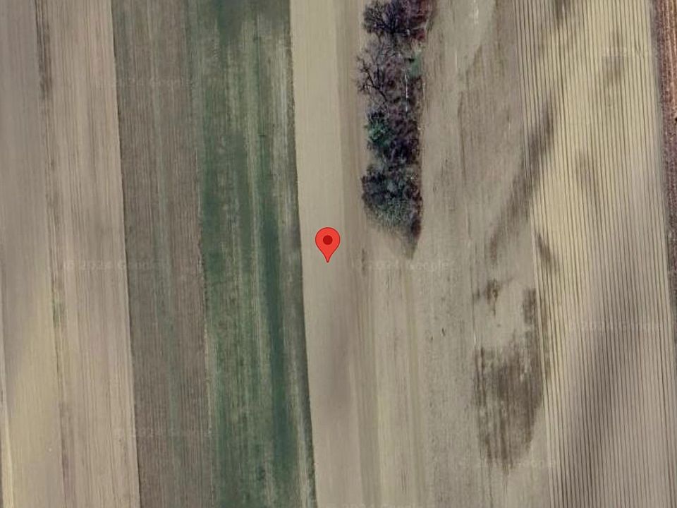 1st image of 30 Cemetery Rd