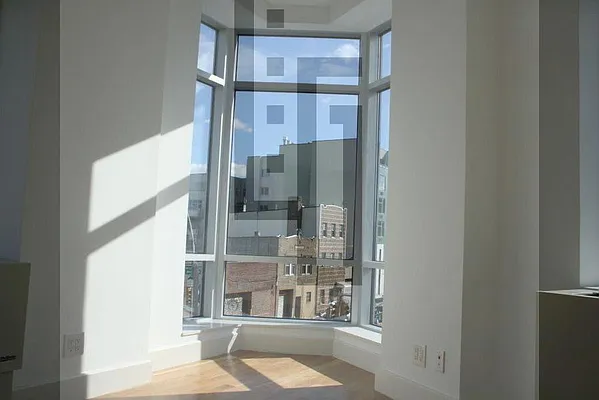 Rented by Loom Group | media 85