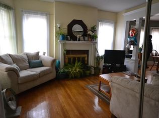 88 Hilltop Ave, Providence, RI 02908